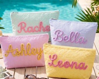 Custom Seersucker Makeup Bag, Mother’s Day Gift for Mom, Embroidered Name Cosmetic Pouch,Toiletry Bag for Her,Toiletry Bag Women