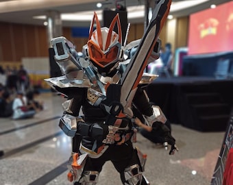 仮面ライダーシリーズのコスプレに使えるGEATS9とコマンドフォームの
