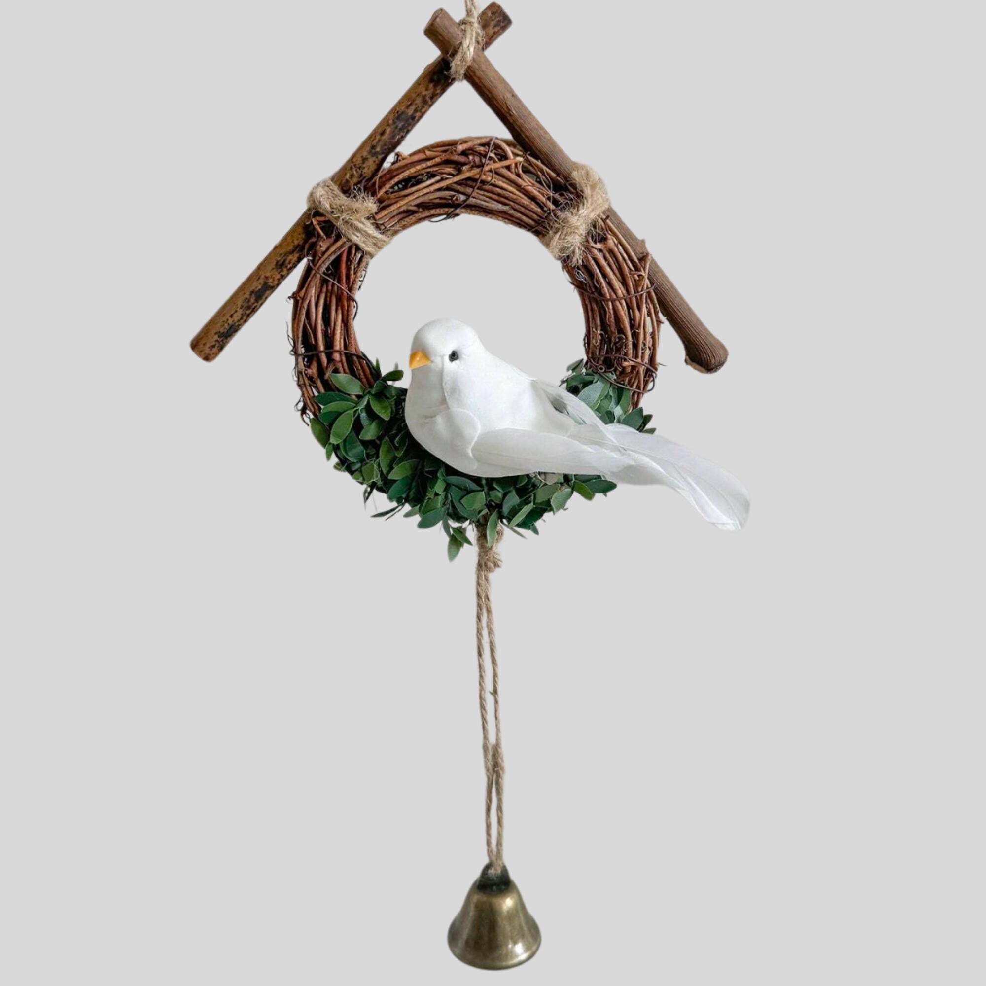ベル付き素朴な鳥のリース：農家の鳩と緑の装飾 - Etsy 日本