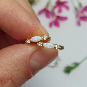 Opal Hoop Earrings, Opal Earrings, Nap Earrings, Fire Opal Earrings, Gold Huggie Earrings, Huggie Hoop Earrings, Huggie Earrings