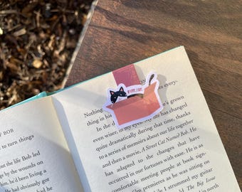 Cat in a Box Magnetic Bookmark Cute Kawaii Cat Reading Accessory Fun Gift for Book Lovers Cat Lover Stationery Unique Gift