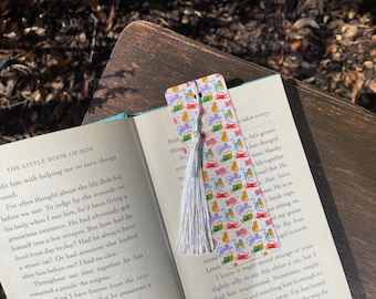 Colorful Cat Bookmark: Fun Stationery Gift for Book Lovers