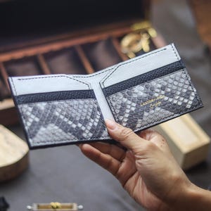 Python Skin Bifold Herren Geldbörse | Premium Exotische Geldbörse | Bestes Geschenk für Ihn | Bestes Jahrestagsgeschenk | Natürliches Pythonleder