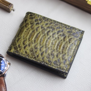 Cartera plegable de piel de pitón para hombre / Cartera exótica premium / El mejor regalo para él / El mejor regalo de aniversario / Piel de pitón verde enebro