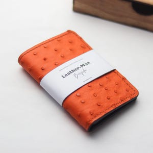 Premium handgemaakte kaartportemonnee met struisvogelleer/ Artemus - worteloranje