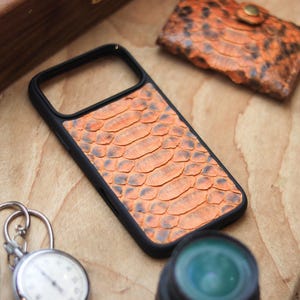 MagSafe-telefoonhoesje met Python-skin | Koperbruin exotisch leren accessoire