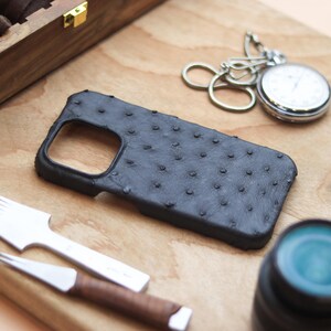 Custodia per telefono MagSafe in pelle di struzzo / Pelle esotica / Custodie resistenti di alta qualità