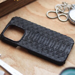Echt Python Leder MagSafe iPhone Fall: Handgemachte exotische Schlangenhaut