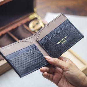 Python Skin Bifold Herren Geldbörse | Premium Exotische Geldbörse | Bestes Geschenk für Ihn | Bestes Jahrestagsgeschenk | Rabenschwarzes Pythonleder