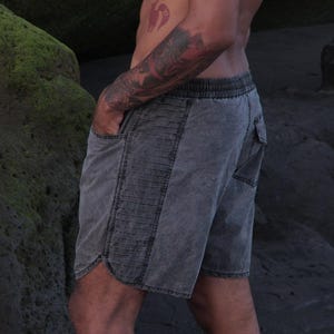 Tvättade grå surfshorts: Herr SUNSET BOARD Shorts från Jan Hilmer bild 2