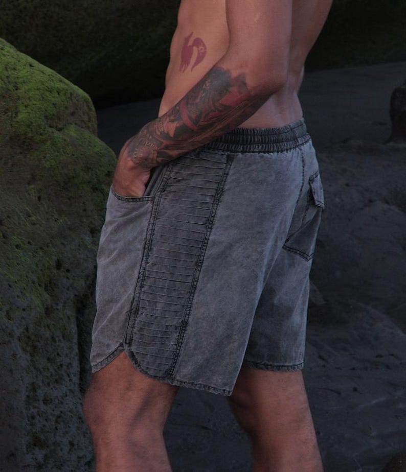 Tvättade grå surfshorts: Herr SUNSET BOARD Shorts från Jan Hilmer bild 2