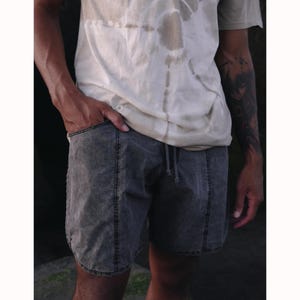 Tvättade grå surfshorts: Herr SUNSET BOARD Shorts från Jan Hilmer bild 4