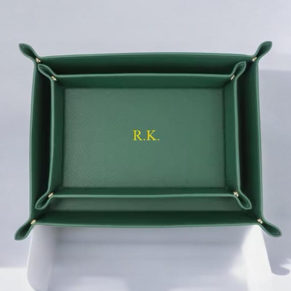Personalized Leather Valet Tray – Custom Initials Monogram – Catchall Tray for Men, Nightstand Organizer, Desk Storage, Gift for Him