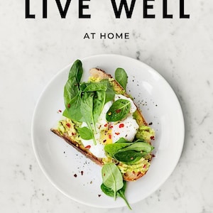 Cookbook with 60 healthy recipes, fuel your body with home made breakfasts, lunches and dinners