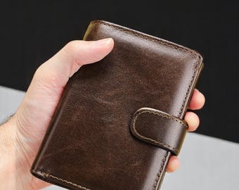 Cowhide Leather Men's Wallet: Multi-Functional Passport Holder