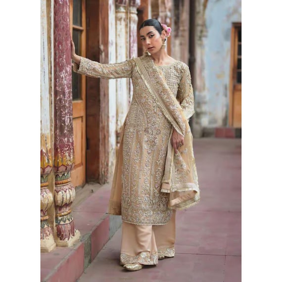 Pakistani Eid Outfits | Beige Embroidered Salwar Kameez