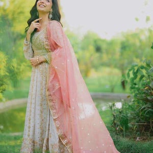Embroidered Chiffon Pakistani Nikkah Dress: 4-Piece Wedding Outfit