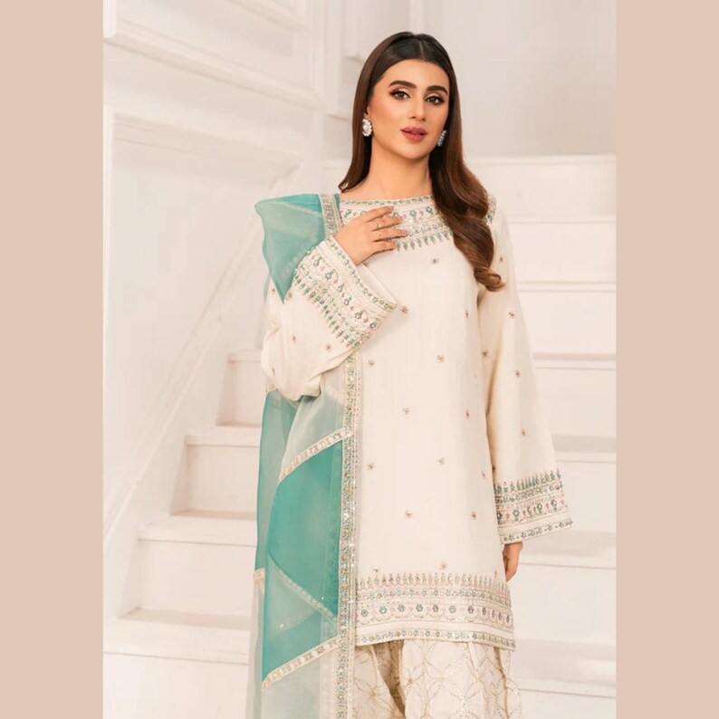 farshi shalwar suit