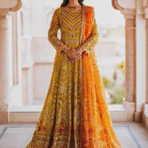 formal yellow dress Zapakasa Women Yellow A-Line Appliques Tiered Prom Dress Sweetheart Formal  Dress with Slit
