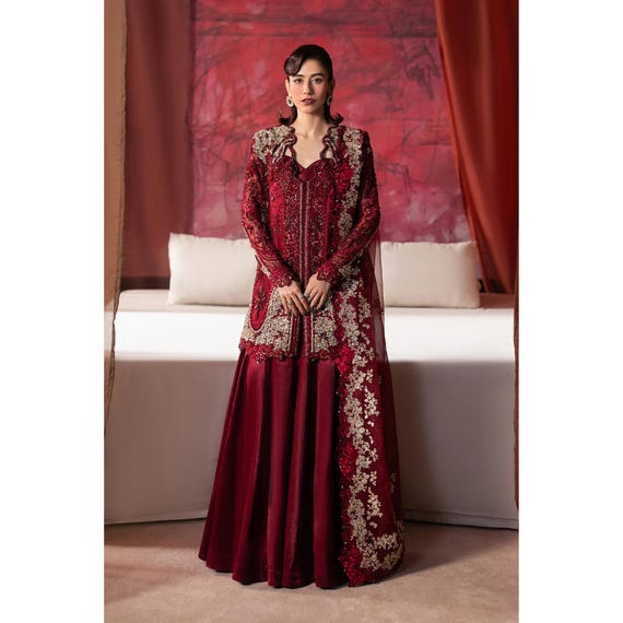 red formal pakistani dresses Organza Wedding Dress, Hand Embellished Wear, Luxury Embroidered 3 Piece Suit CS2645