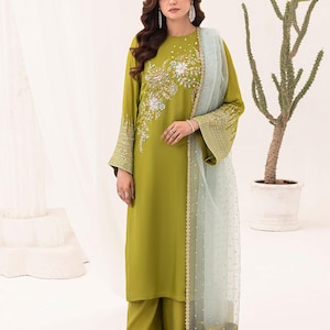 Embroidered Silk Salwar Kameez: Green Pakistani 3PC Suit