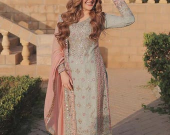 Embroidered Chiffon Salwar Kameez: Pakistani Green Kurta Set with Potli Bag