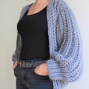 Pull au crochet fait main personnalisé - fabriqué sur commande, cadeau unique