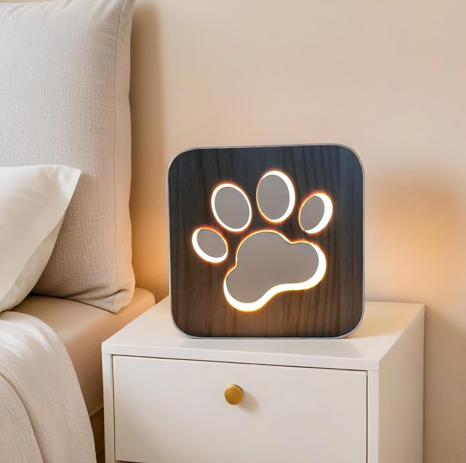 Wooden Paw Print Night Light – LED Pet Memorial Lamp, Dog Lover Gift, Cute Animal Decor for Bedroom or Nursery, Soft Ambient Light