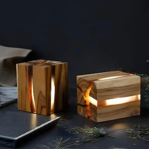 Night Light with Solid Wood Crackle Design, Unique Spring-Themed Gift, Ideal for Father&#39;s Day
