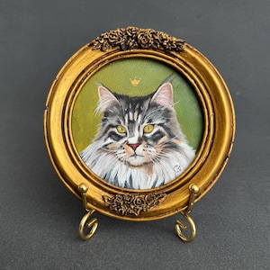 Ritratto di gatto personalizzato a olio, ritratto di Maine Coon, mini ritratto di gatto in cornice vintage, regalo commemorativo per gatti, decorazione murale con gatto Maine Coon, regalo per amanti degli animali.