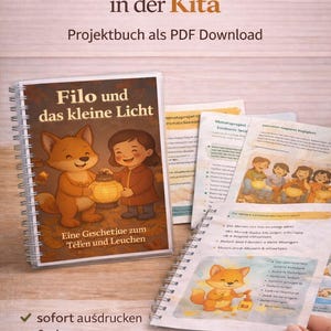 Może przedstawiać: Rustykalny drewniany szyld z napisem "Welcome to our home" w białych literach. Szyld ma postarzaną powierzchnię i prosty, zachęcający design, idealny do dekoracji wejścia.