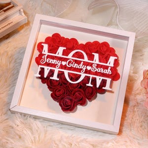 Custom Flower Heart Shadow Box for Mom - Personalized Roses Shadowbox with Names - Custom Frame Gift for Mother&#39;s Day - Gift for Mom Grandma