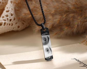 Personalized Eye Picture Necklace – Custom Engraved Photo Jewelry, Stainless Steel Mother’s Day Gift for Him Her Memorial Keepsake