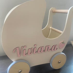 木製人形ベビーカー - 女の子の赤ちゃんへのギフト - ムーンワゴン - 保育園の装飾 - ごっこ遊びおもちゃ ベビードールウォーカー 木製おもちゃ 保育園 ベビーシャワーギフト