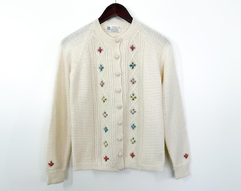 Vintage 60s-70s Size S-M Wool Rosette Embroidered Cardigan / 1960s-1970s Cottagecore Cream Off-White 3-D Flower Detail Hand-Knit Sweater