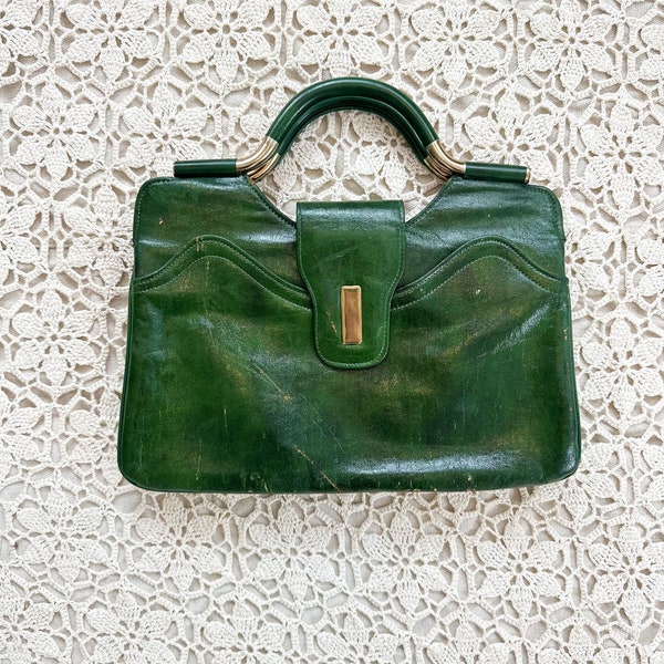 Vintage 60s Distressed Mod MCM Deco Accordion Purse / 1960s Midcentury Bright Green Faux Leather Apothecary Style Foldover Rectangular Bag