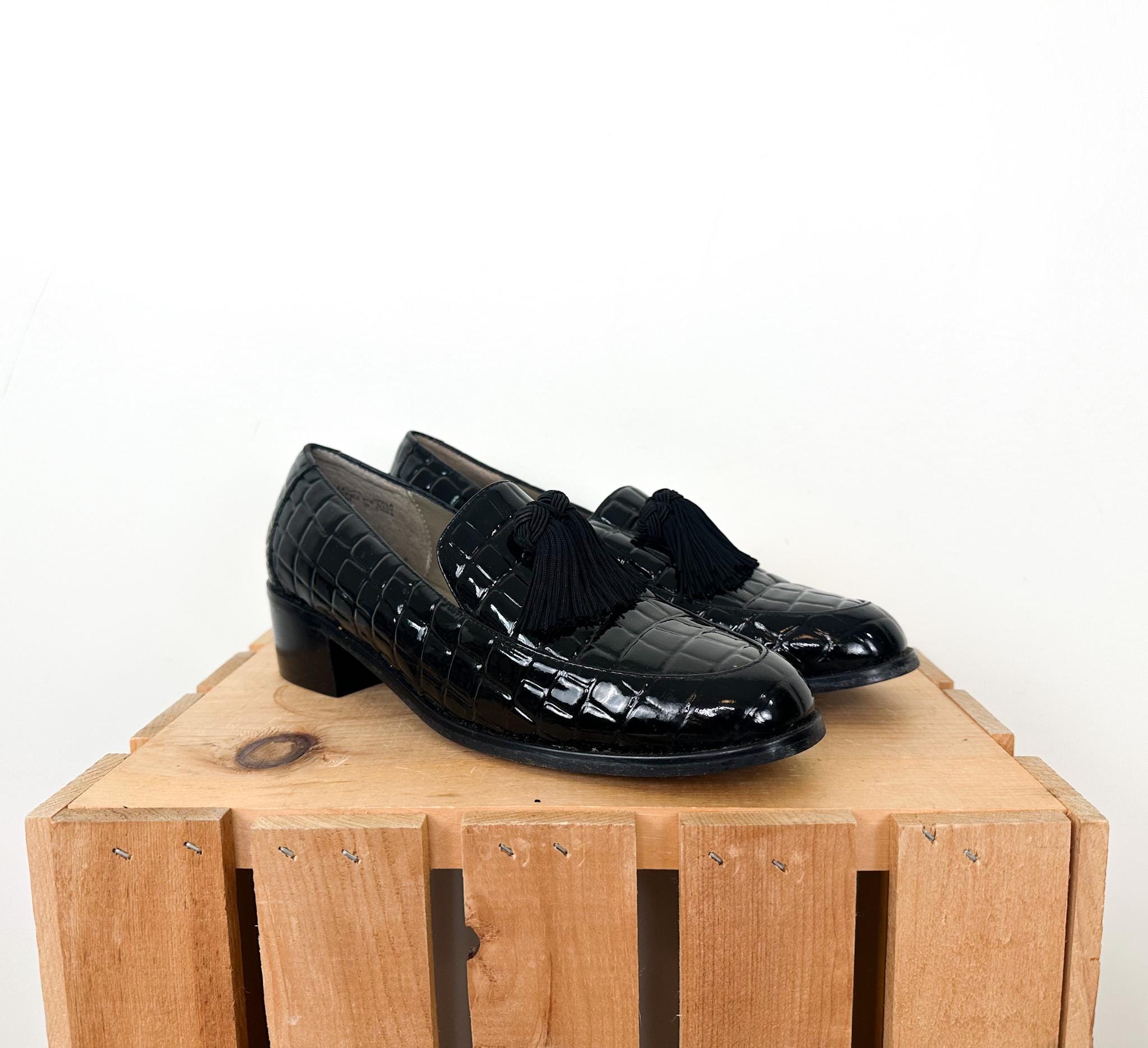 靴 90's TASSEL LETAHER LOAFERS 80s 90s Vintage Black Leather Loafer With Tassel Chunky Low