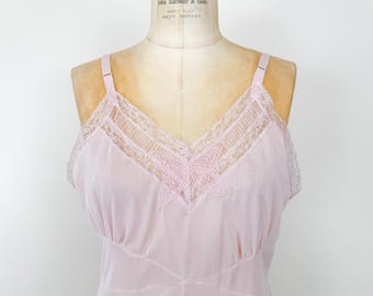 Vintage 50s-60s Size M Sheer Butterfly + Lace Midi Slip Dress / 1950s-1960s Mid-Century Strappy Pale Pink Pleated Ruffle Silky Nylon Nightie