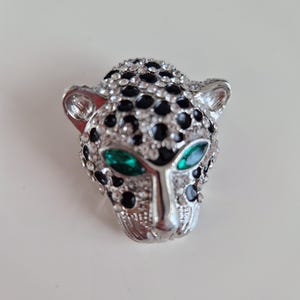 Silver Crystal Leopard Panther Brooch Pin.