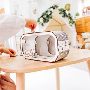 Modern spargris med fack – Spara, spendera och ge