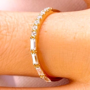 Bague diamant mi-éternité baguette : bague de promesse scintillante, bague diamant élégante, bijoux de mariée de luxe