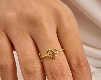 Ring med hjärtformad evighetsring i massivt guld – Love Knot Promise Jewelry