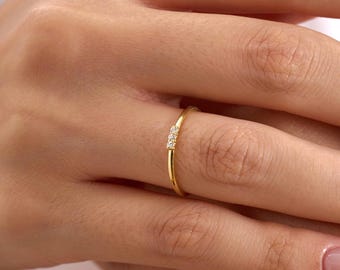Dainty Gold Stacking Ring, Thin Minimal Ring, 3 Stone Moissanite Ring, Delicate Everyday Jewelry, Gift for Her