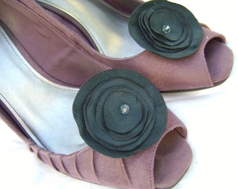 Great Green Suede Flower Shoe Clips