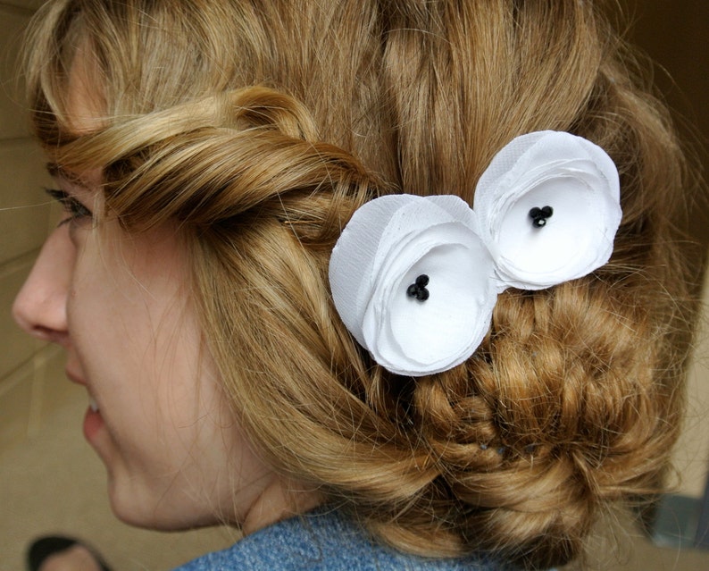 Black and White Posey Flower Bobbies Bobby Pins image 4