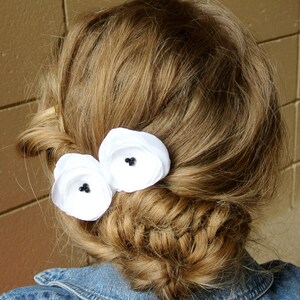 Black and White Posey Flower Bobbies Bobby Pins image 5