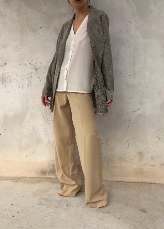 Vintage gray jacket with python print - image 5