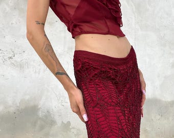 Burgundy sleeveless ruffled top