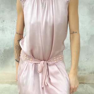Abito vintage pura seta rosa cipria con cintura gioiello | Fairy Y2K coquette dress