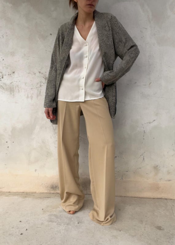 Vintage gray jacket with python print - image 4